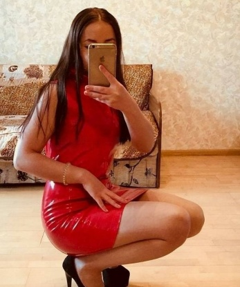 В моем объятии ты окунешься в мир страсти и наслаждения. Позволь мне показать тебе невероятные возможности удовольствия. У меня есть множество услуг, которые удовлетворят самые смелые желания. Мои клиенты говорят, что я искусная настоящая профессионалка и всегда остаются довольны. Я живу в Москве, городе, где можно обнаружить все прелести взрослой жизни. Смотри фото и сделай свой выбор - я жду тебя! 😉🌟💃💋 Римма